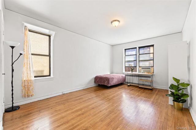 35-35 75th Street 522, Jackson Heights, NY 11372
