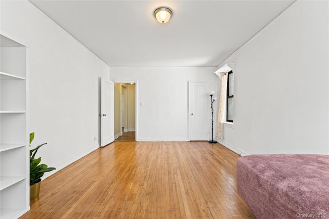 35-35 75th Street 522, Jackson Heights, NY 11372