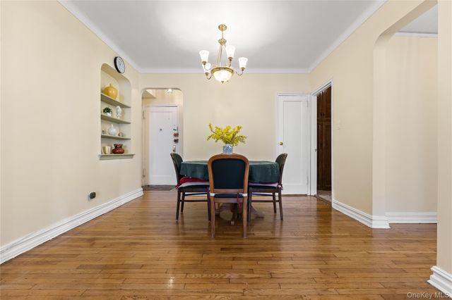 35-35 75th Street 522, Jackson Heights, NY 11372
