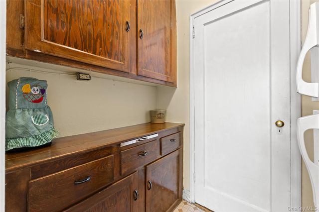 35-35 75th Street 522, Jackson Heights, NY 11372