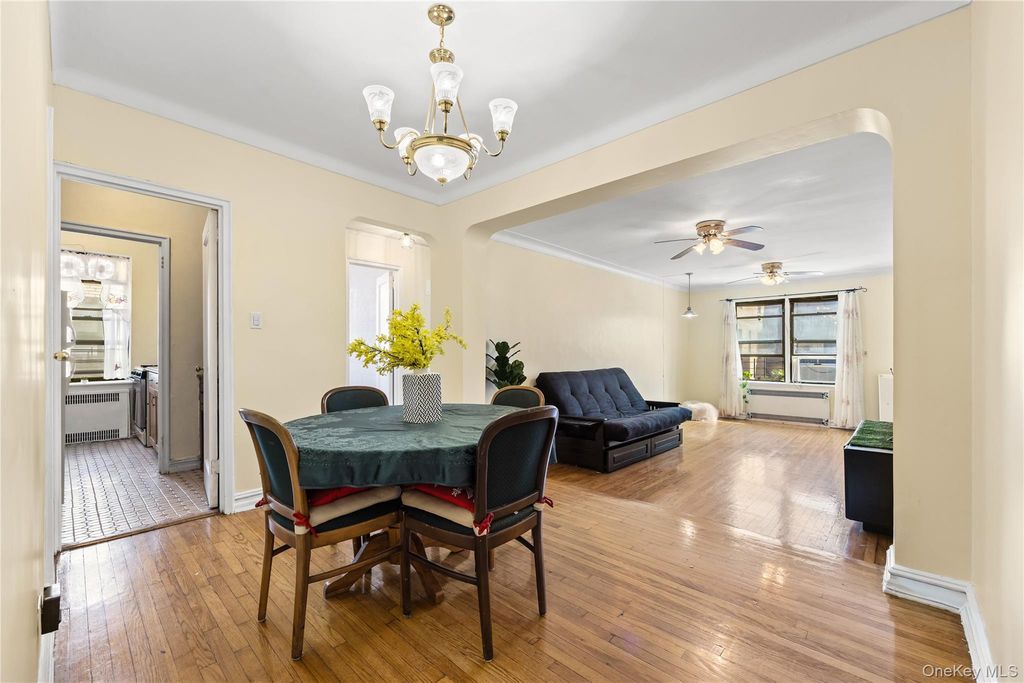 35-35 75th Street 522, Jackson Heights, NY 11372