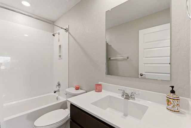 2802 Kings Canyon Loop NE, Rio Rancho, NM 87144