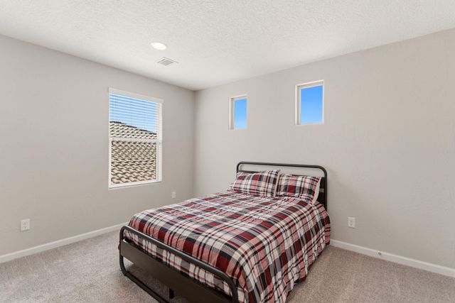 2802 Kings Canyon Loop NE, Rio Rancho, NM 87144