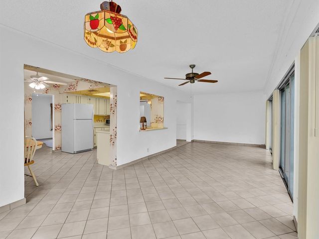 5715 NW 86th Avenue, Tamarac, FL 33321