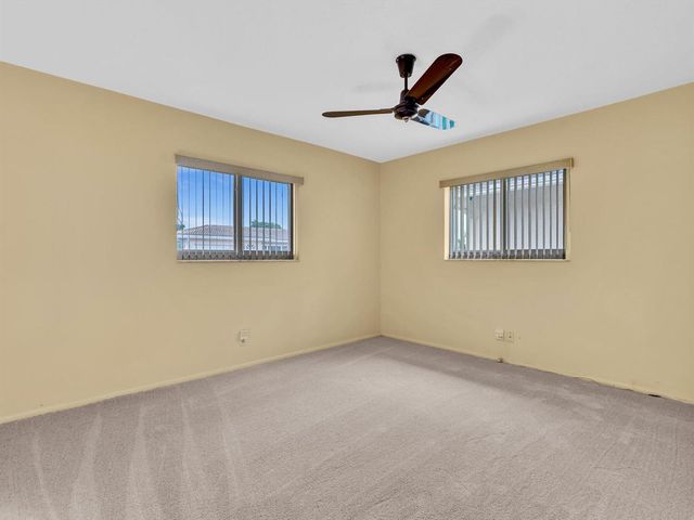 5715 NW 86th Avenue, Tamarac, FL 33321