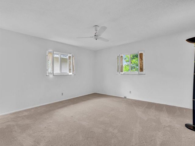 5715 NW 86th Avenue, Tamarac, FL 33321