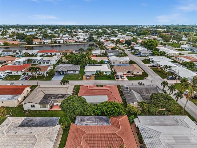 5715 NW 86th Avenue, Tamarac, FL 33321