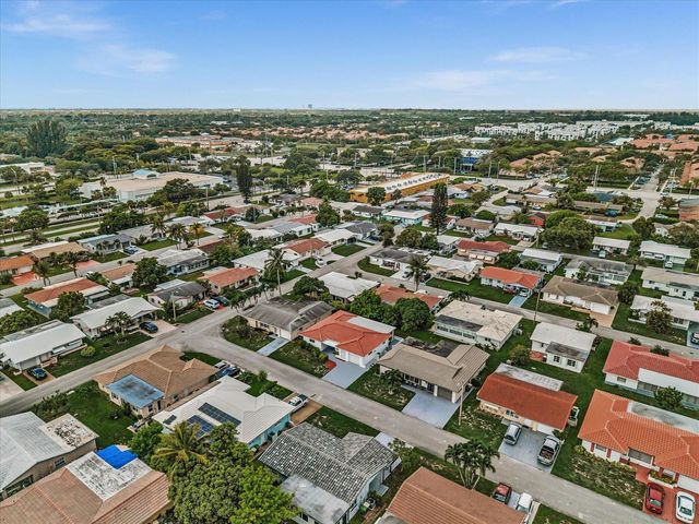 5715 NW 86th Avenue, Tamarac, FL 33321
