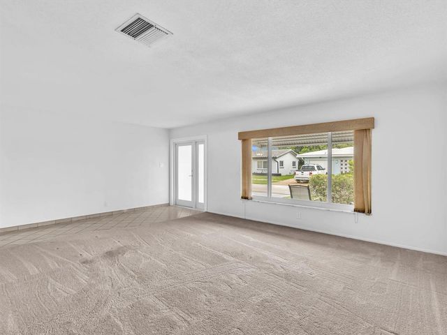5715 NW 86th Avenue, Tamarac, FL 33321