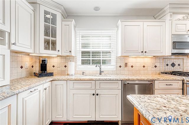 10355 Aspen Grove Ter, Mechanicsville, VA 23116