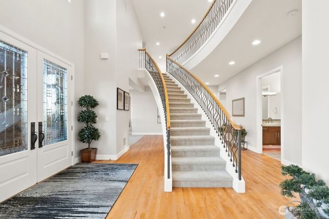 7404 117th Place SE, Newcastle, WA 98056