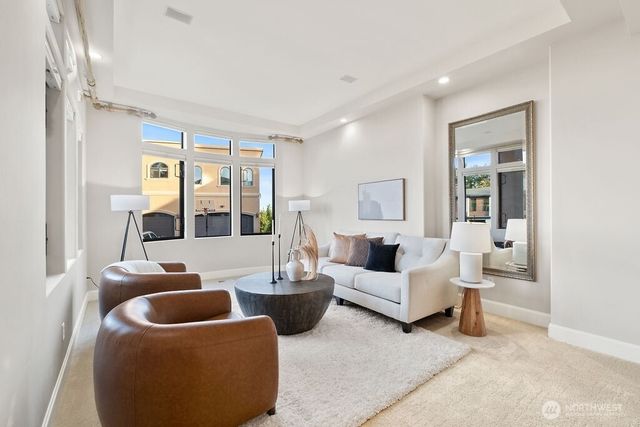 7404 117th Place SE, Newcastle, WA 98056