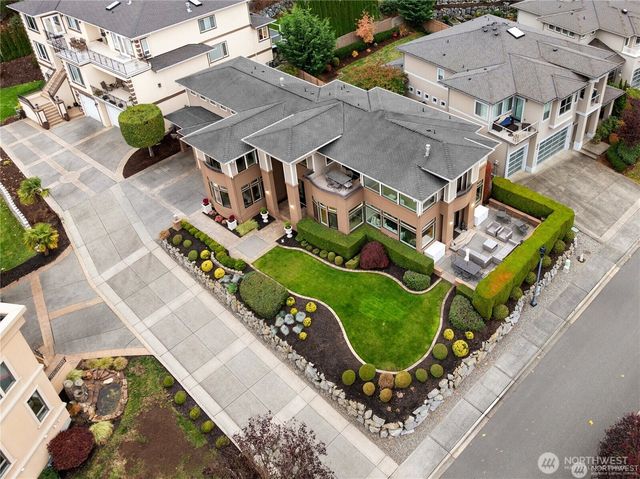 7404 117th Place SE, Newcastle, WA 98056