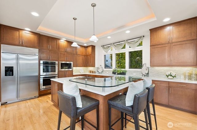 7404 117th Place SE, Newcastle, WA 98056