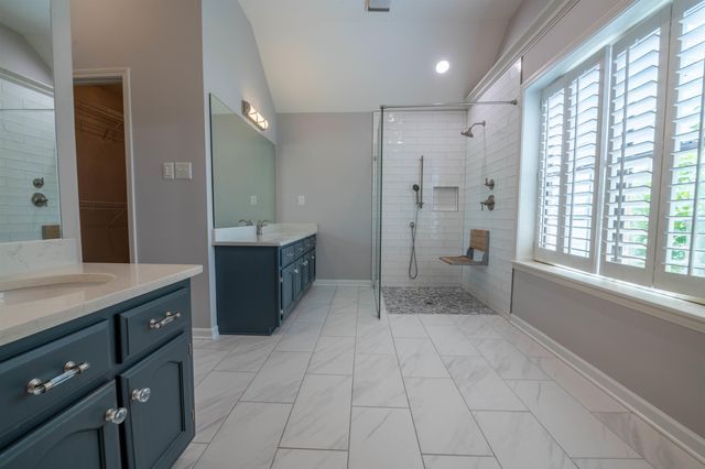 3626 APPLING LAKE DR, Bartlett, TN 38133