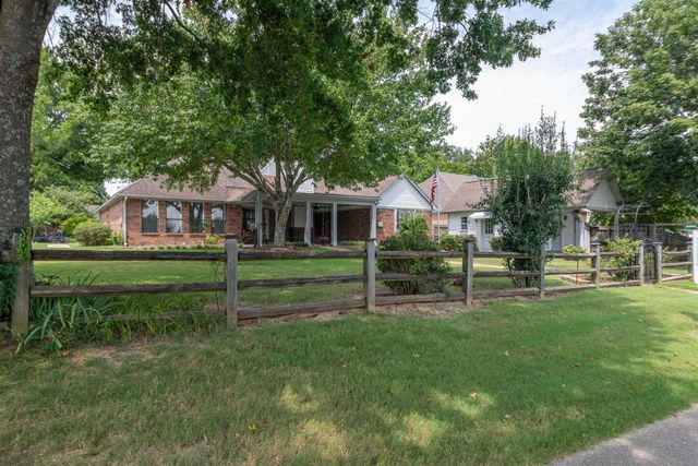 3626 APPLING LAKE DR, Bartlett, TN 38133