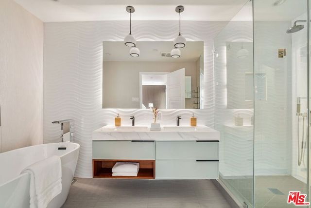 967 Hammond Street 5, West Hollywood, CA 90069