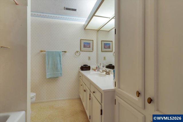 4340 Lone Oak Rd SE, Salem, OR 97302