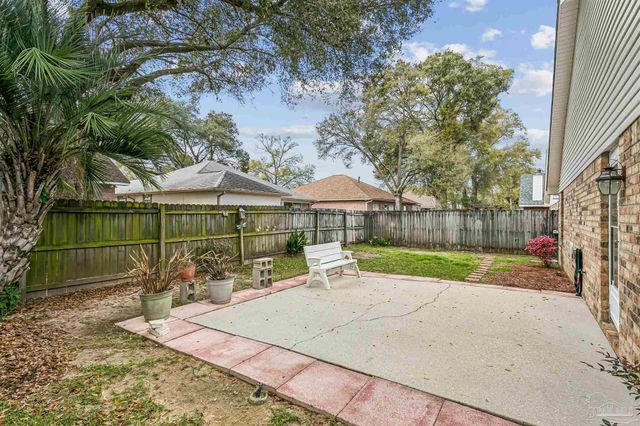 2509 Eclipse Ln, Pensacola, FL 32514
