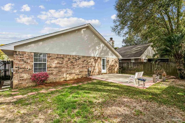 2509 Eclipse Ln, Pensacola, FL 32514