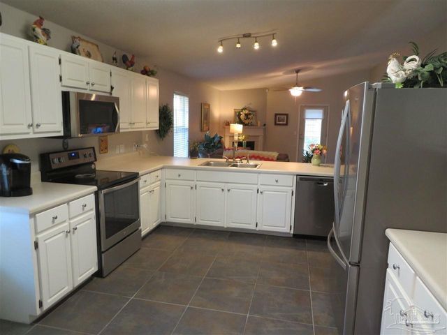 2509 Eclipse Ln, Pensacola, FL 32514