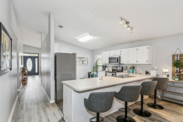 2509 Eclipse Ln, Pensacola, FL 32514