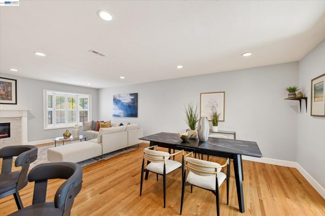908 Norfolk Road, Livermore, CA 94551