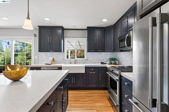 908 Norfolk Road, Livermore, CA 94551