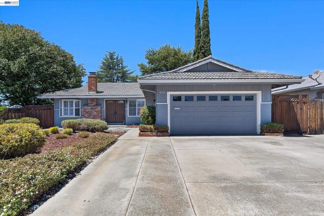 908 Norfolk Road, Livermore, CA 94551