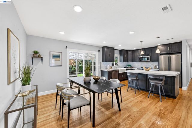 908 Norfolk Road, Livermore, CA 94551
