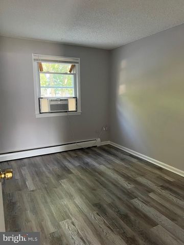 101 DARTMOUTH AVE, Somerdale, NJ 08083