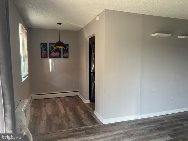 101 DARTMOUTH AVE, Somerdale, NJ 08083