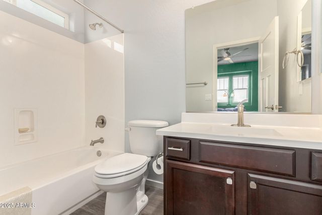 10205 E NOPAL Avenue, Mesa, AZ 85209