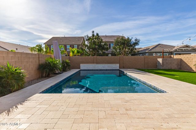 10205 E NOPAL Avenue, Mesa, AZ 85209