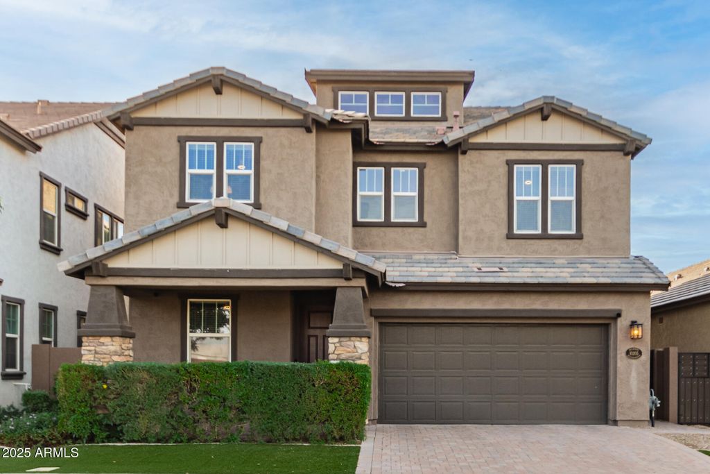 10205 E NOPAL Avenue, Mesa, AZ 85209