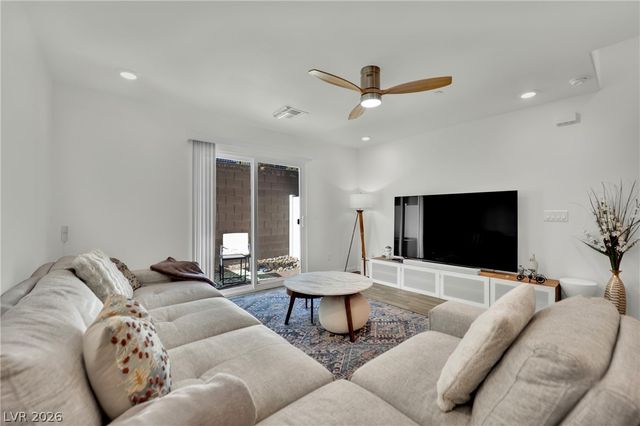 5641 Fathom Blue Street, Las Vegas, NV 89148