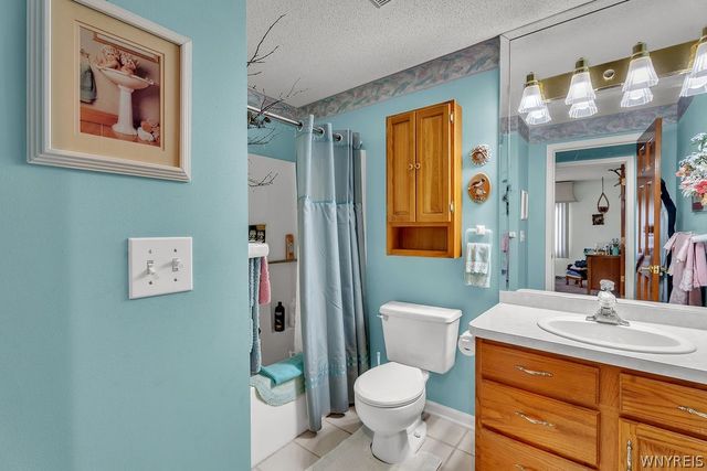 400 West Avenue E3, West Seneca, NY 14224