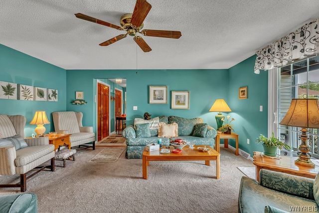 400 West Avenue E3, West Seneca, NY 14224