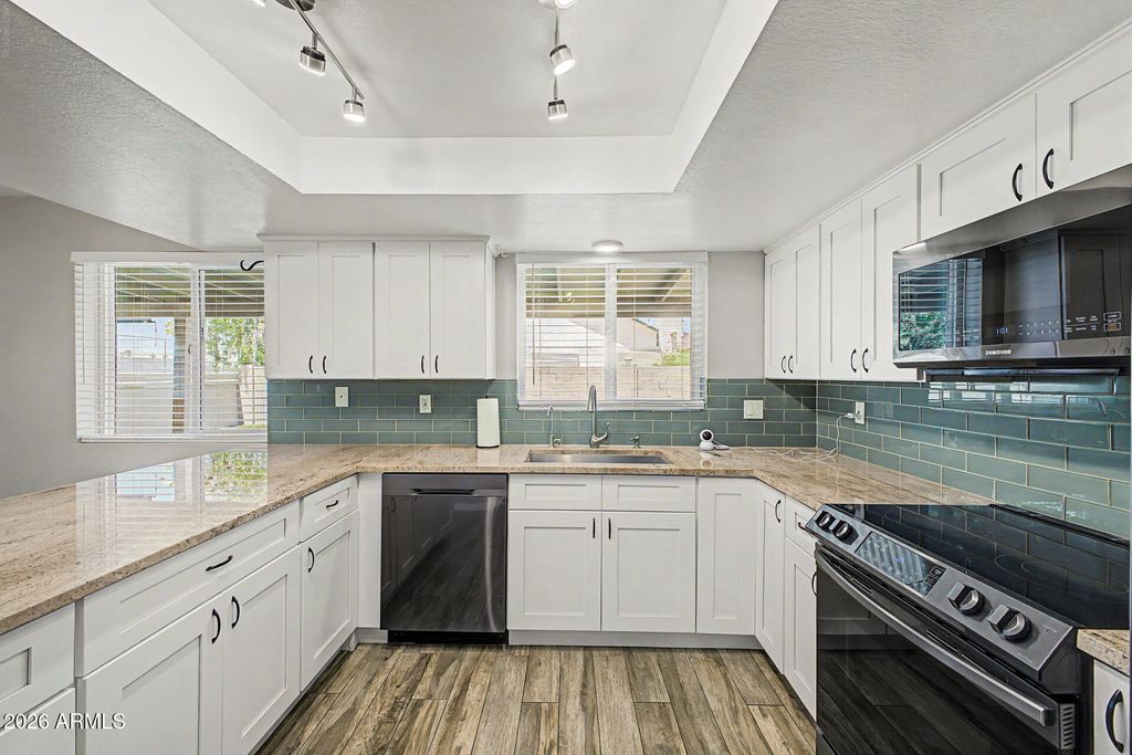 1326 W BOXELDER Court, Chandler, AZ 85224 — photo 2