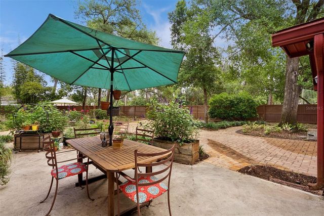 295 FRANCES CIRCLE, Altamonte Springs, FL 32701