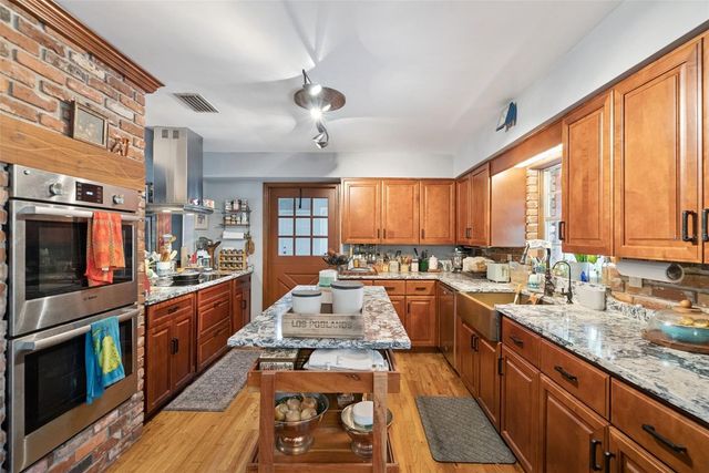 295 FRANCES CIRCLE, Altamonte Springs, FL 32701