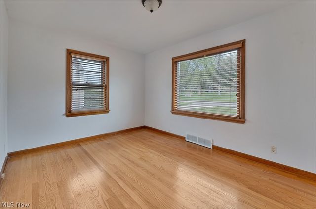 190 Struthers Liberty Road, Campbell, OH 44405