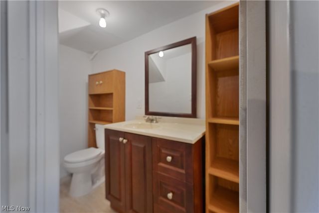 190 Struthers Liberty Road, Campbell, OH 44405
