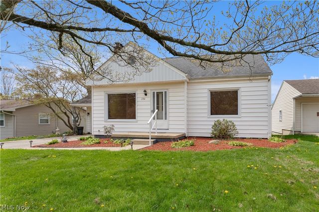 190 Struthers Liberty Road, Campbell, OH 44405