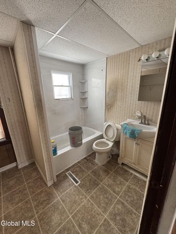 134 N Main Street, Mechanicville, NY 12118