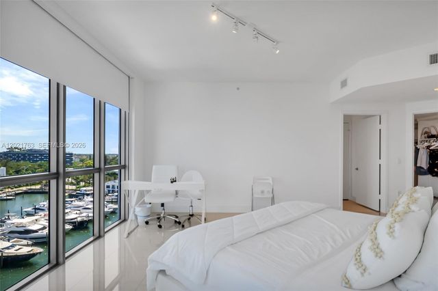 17301 Biscayne Blvd 907, North Miami Beach, FL 33160
