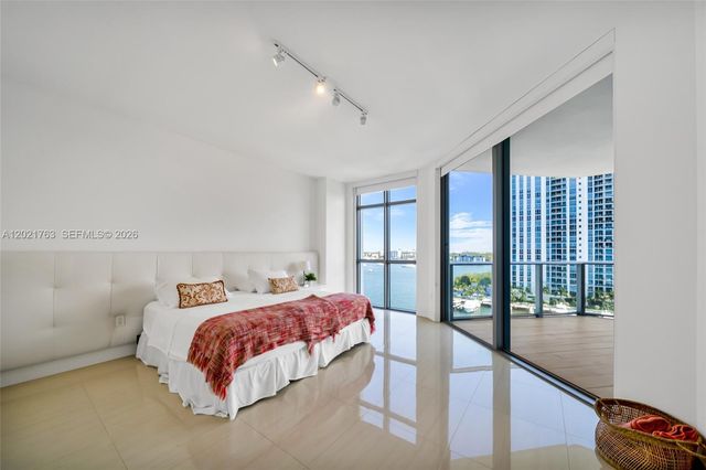 17301 Biscayne Blvd 907, North Miami Beach, FL 33160