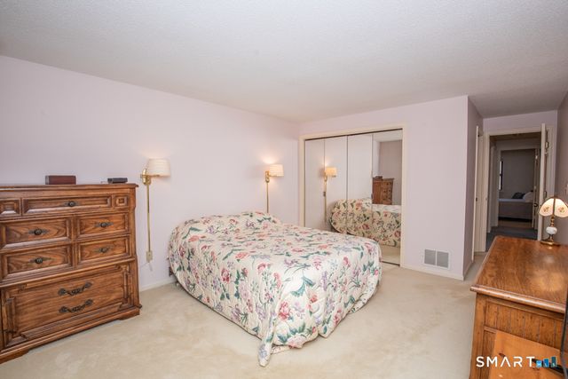 1301 Metacomet Drive 1301, Meriden, CT 06450
