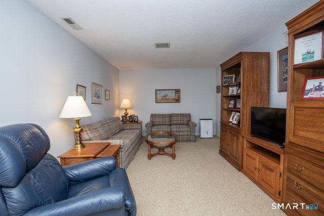 1301 Metacomet Drive 1301, Meriden, CT 06450