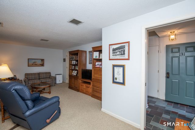 1301 Metacomet Drive 1301, Meriden, CT 06450
